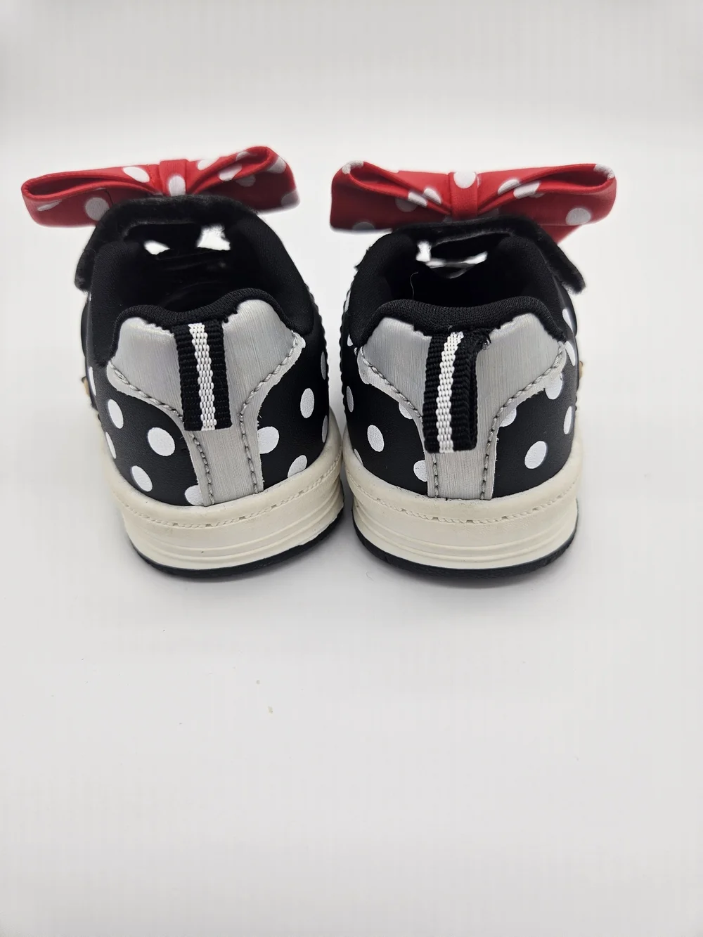 Disney Minnie Mouse Polka Dot Sneakers Girls Size 2 Red Bow